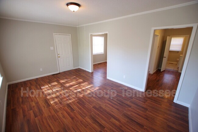 Foto del edificio - 1234 Floyd Ave