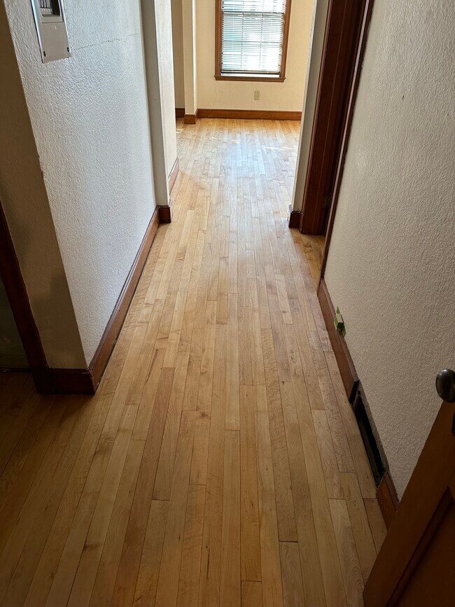 Foto del edificio - 803 Young St