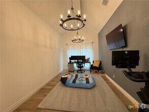 Building Photo - 2216 Prado Dr