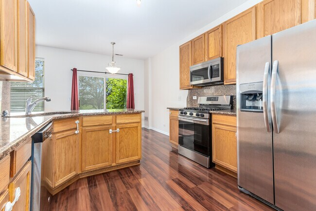 Foto del edificio - 4117 Blackstone Dr