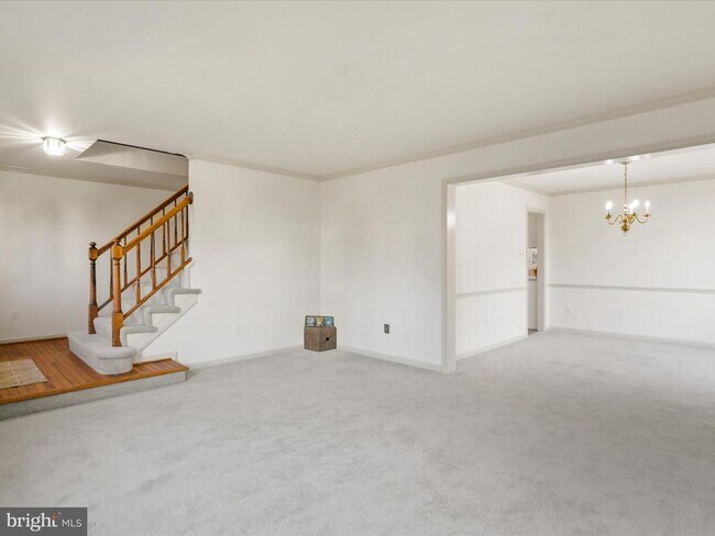 Building Photo - 7004 Dreams Way Ct