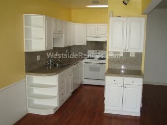 Primary Photo - 2621 Centinela Ave
