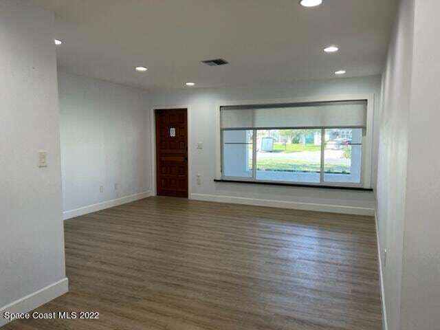 Building Photo - 868 Vance Cir NE