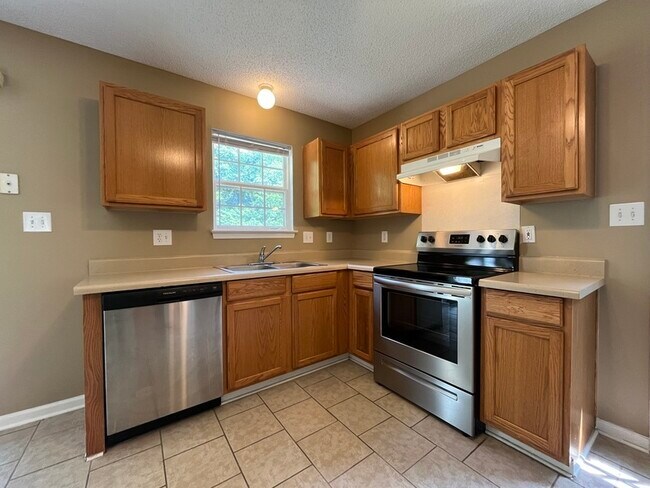 Building Photo - 7946 Lobilia Ln