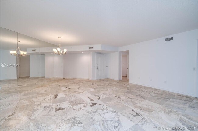 Foto del edificio - 3370 Hidden Bay Dr