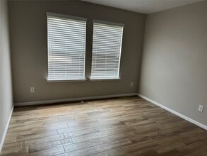 Building Photo - 2487 Saddle Creek