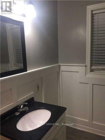 Photo du bâtiment - 24 Metro Rd N