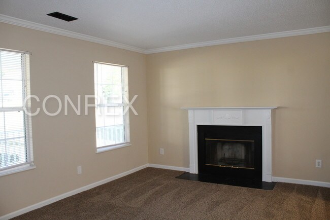 Foto del edificio - 416 Misty Glen Cir