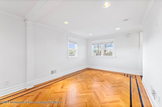 Building Photo - 156 Belmont Ave