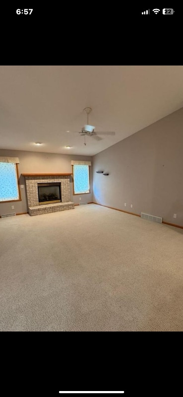 Building Photo - 4202 Greenbriar Dr