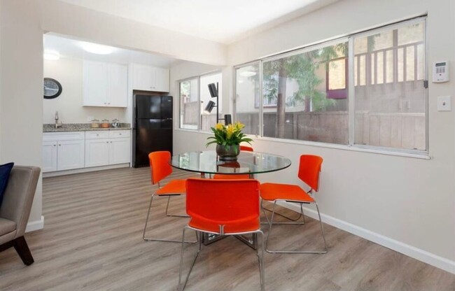 Building Photo - Newly renovated 2 bed/1 bath El Cerrito Ap...