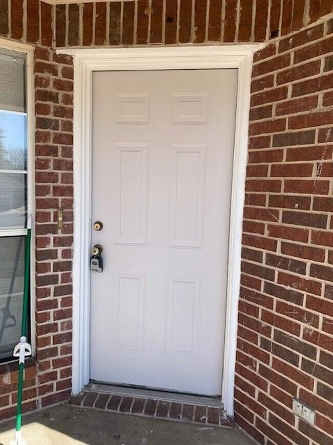Foto del edificio - Quiet 3 Bedroom 2 Bath Duplex Decatur TX