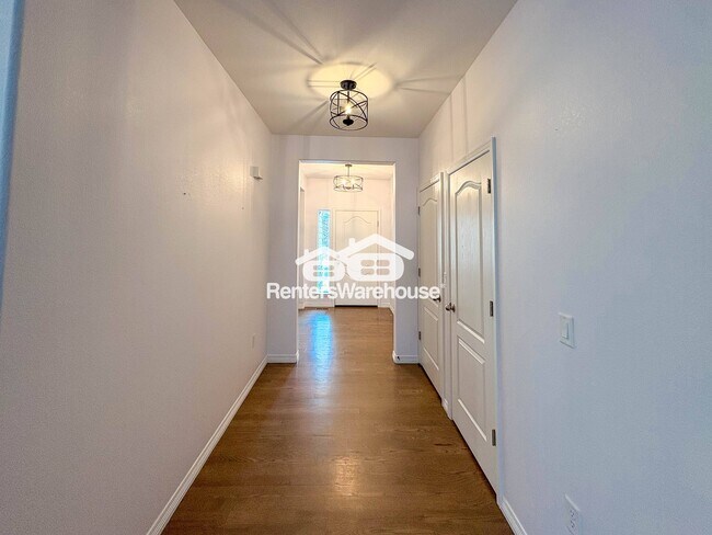 Foto del edificio - 24289 E Brandt Ave