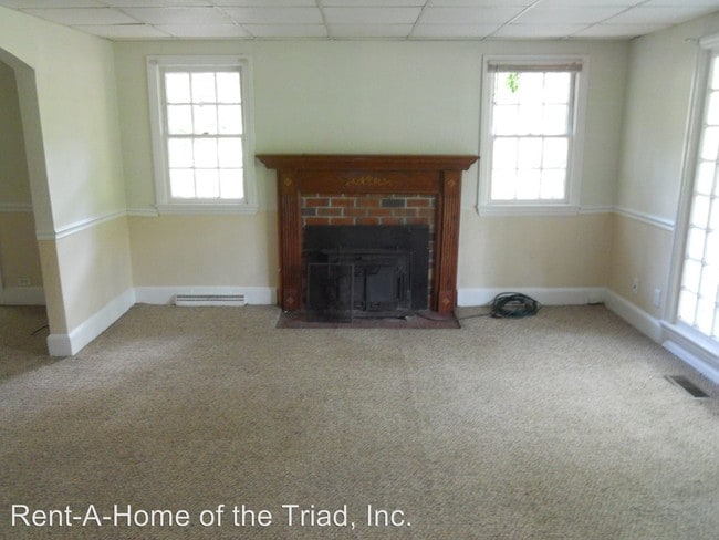 Building Photo - 3507 McKnight Mill Rd