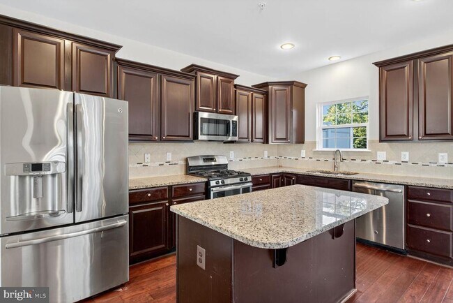 Building Photo - 7714 sentry Terrace