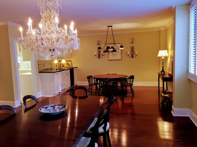 Foto del edificio - 2734 Peachtree Rd NW