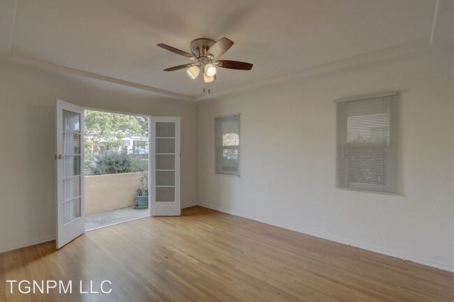 Building Photo - 3 br, 2 bath House - 7950 West 4th St