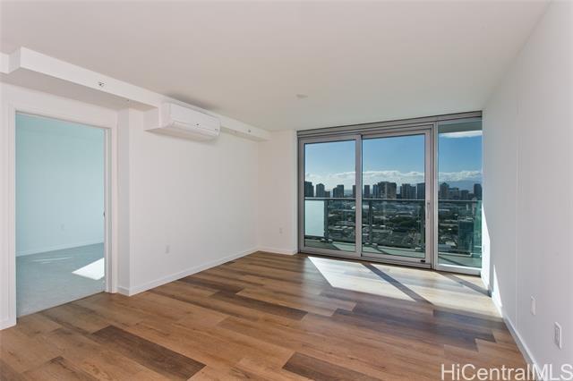 Foto principal - 1515 Liona St