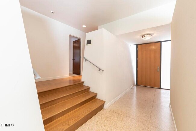 Foto del edificio - 1015 Avondale Rd
