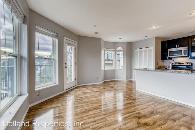 Building Photo - 1 br, 1 bath House - 330 NW Uptown Ter. Un...