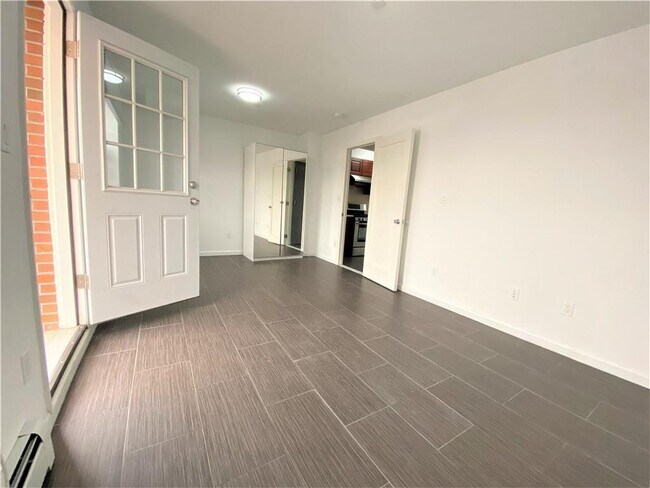Foto del edificio - 733 57th St