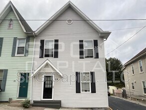 Building Photo - 28 N 4th St
