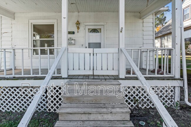 Foto del edificio - 4535 Marcy St