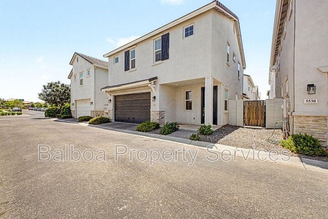 Building Photo - 5532 S Dillon Cir