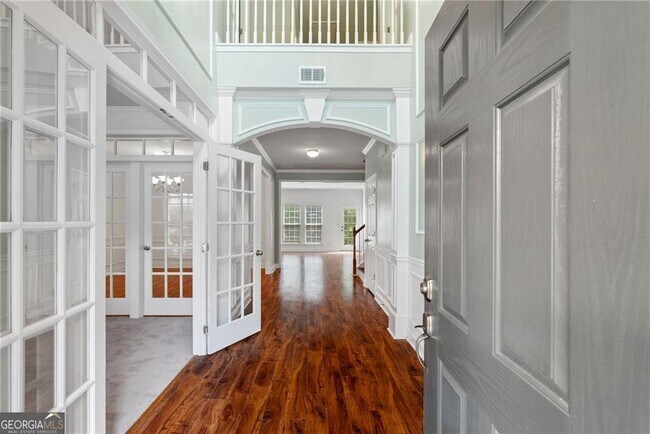 Foto del edificio - 365 Roland Manor Dr