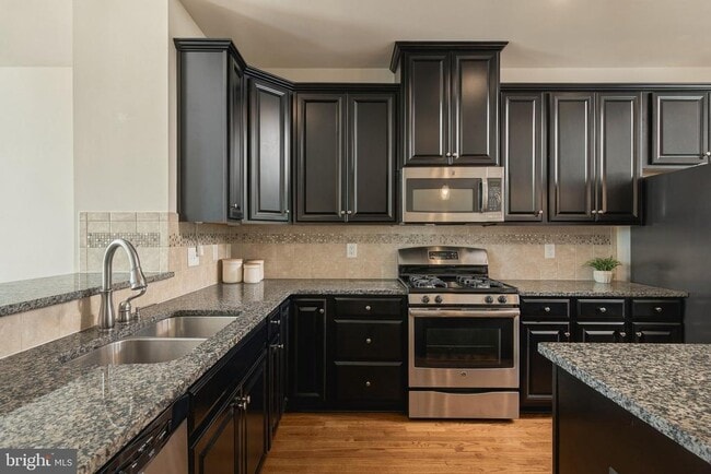 Building Photo - 7739 Milton Cir