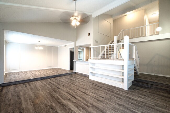 Foto del edificio - 1121 Via Del Rey