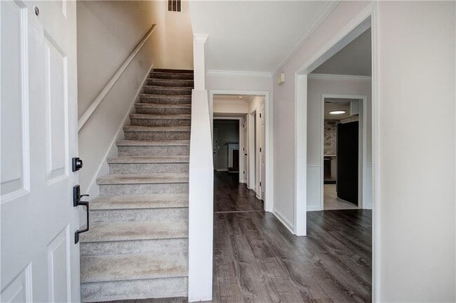 Foto del edificio - 1028 Windy Oaks Ct