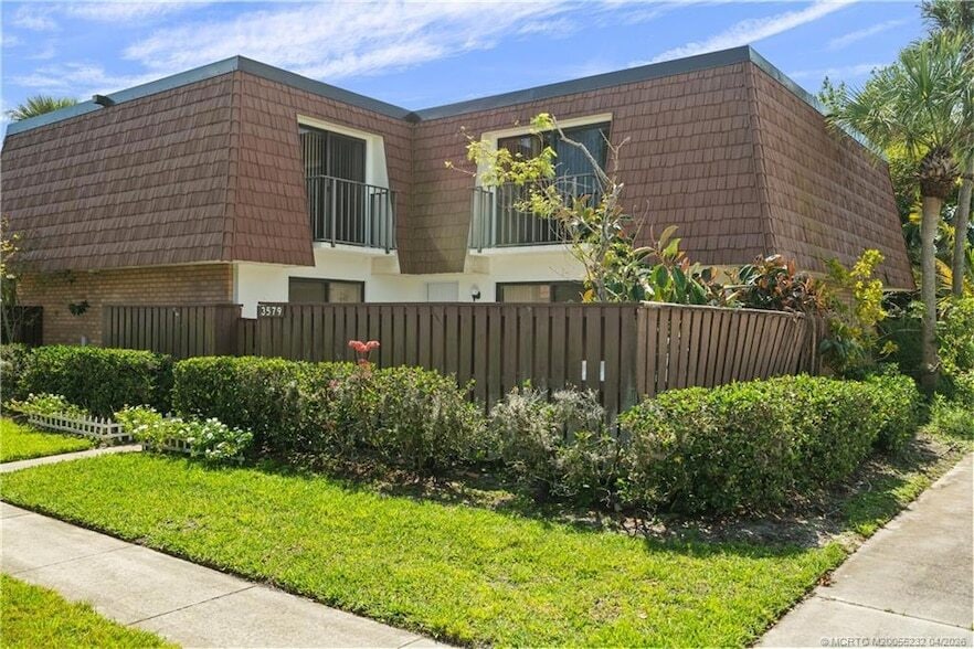 Photo - 3579 SW Sunset Trace Circle Unit