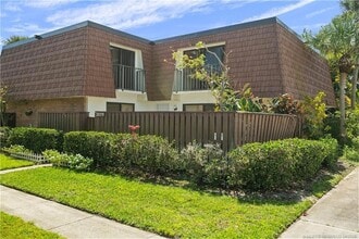Building Photo - 3579 SW Sunset Trace Cir