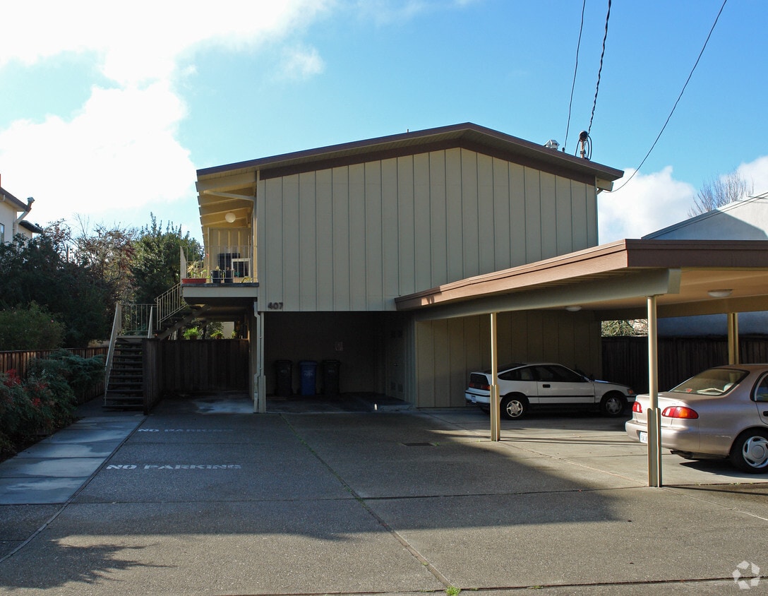 Building Photo - 407 Mission Ave