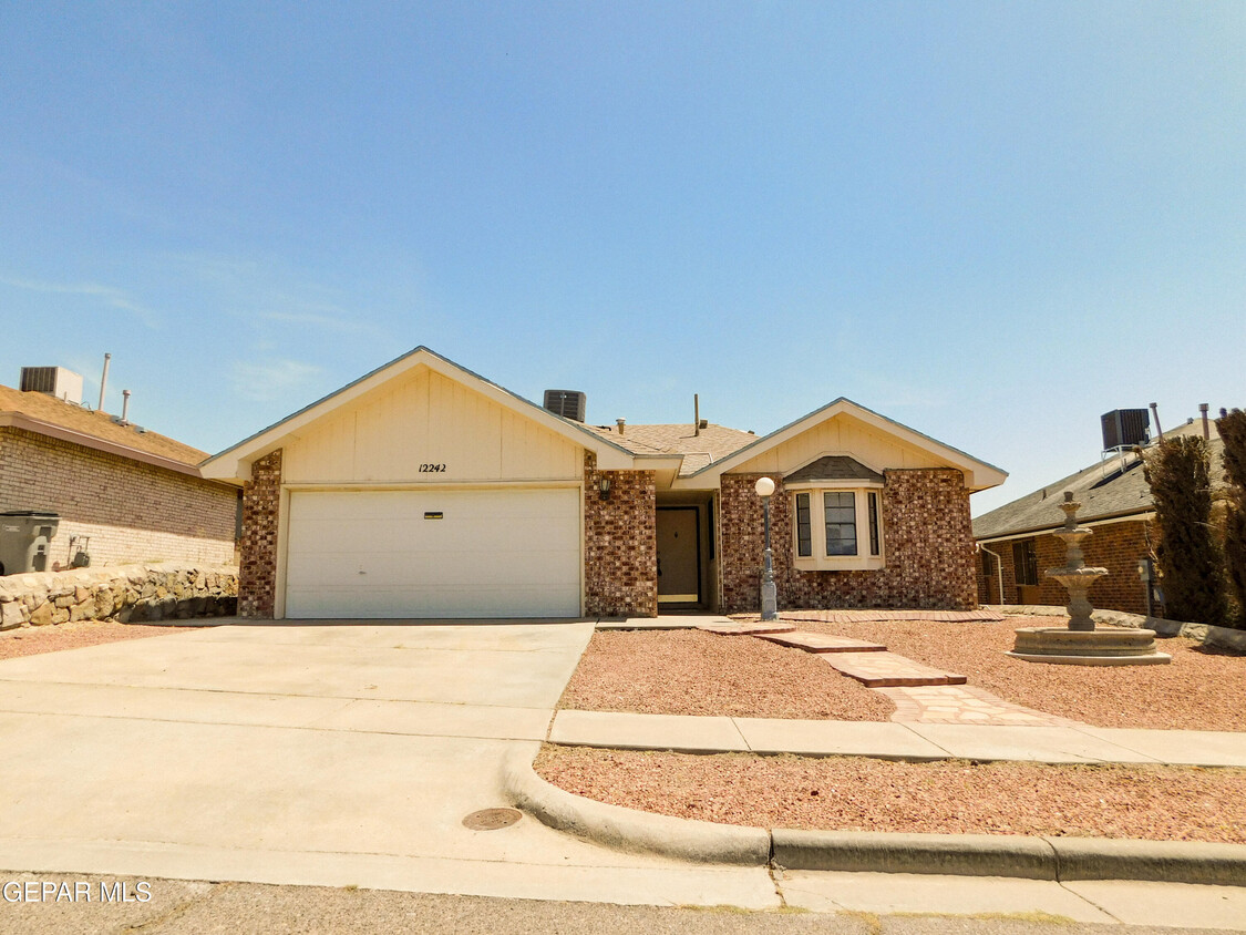 Primary Photo - 12242 El Greco Cir