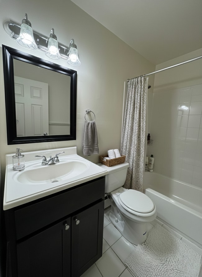 Interior Photo - Broadmore Apartments