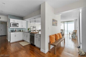 Building Photo - 4031 Gulf Shore Blvd N