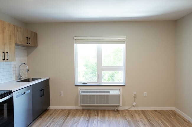 Interior Photo - Riverview Apartments