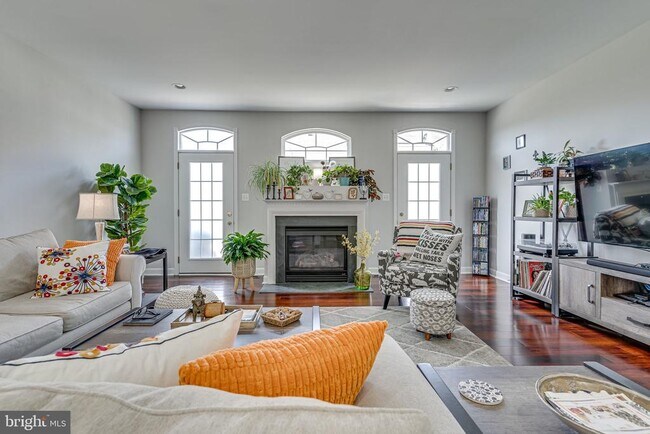 Building Photo - 742 Collington Ct
