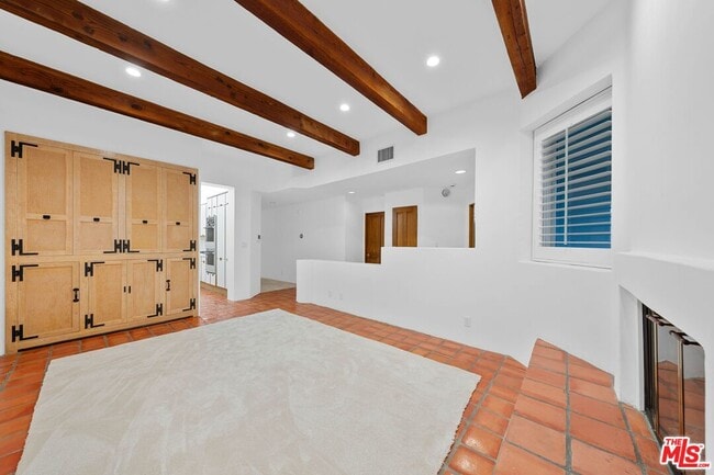 Foto del edificio - 15500 Sunset Blvd