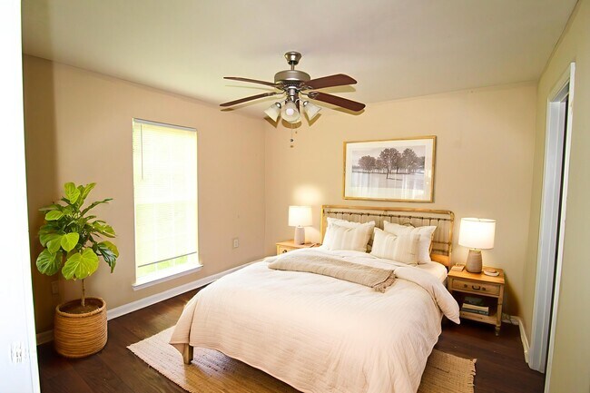 Foto del edificio - 122 Harden Rd