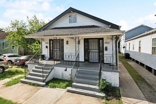 Building Photo - 2522-24 N. Tonti St.