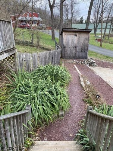 Foto del edificio - 10 Franklin Ave