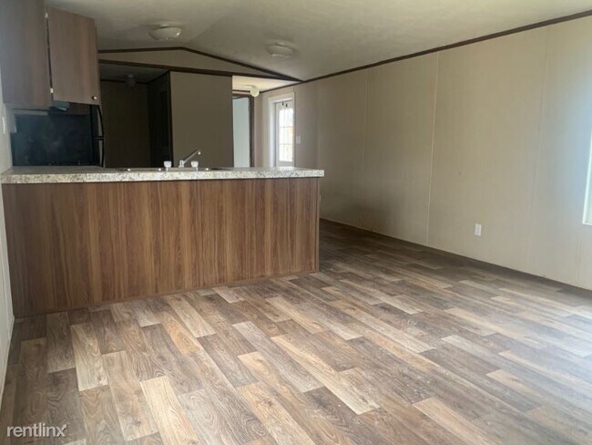 Foto del edificio - 3 br, 2 bath Mobile Home - 16923 Malibu dr
