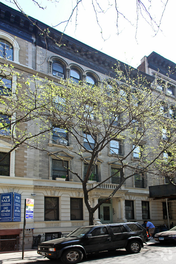 Building Photo - The Amsterdam Residence