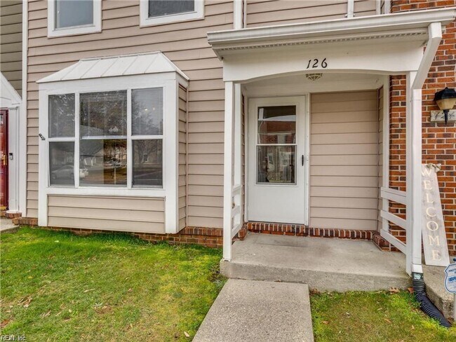 Foto del edificio - Call Sabrina Thomas Office at 757-767-0767 for more information