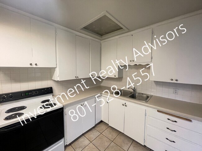 Building Photo - 1064 E 3300 S
