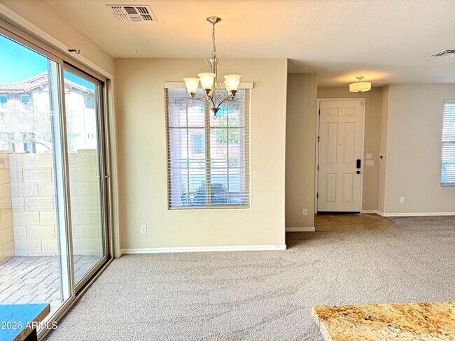 Foto del edificio - 9237 W Coolbrook Ave