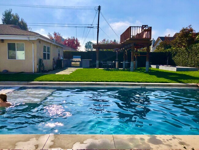 Zona de barbacoa - 4635 Lindblade Dr